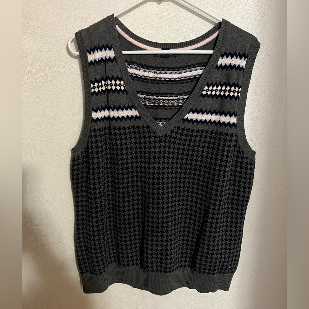 TOMMY HILFIGER Classic Argyle V Neck Sweater Vest Grey Black White Women's Sz XL